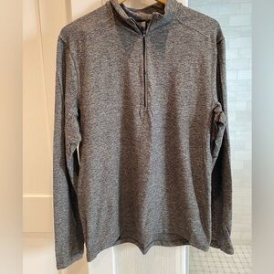 Lululemon men’s pullover. Size large